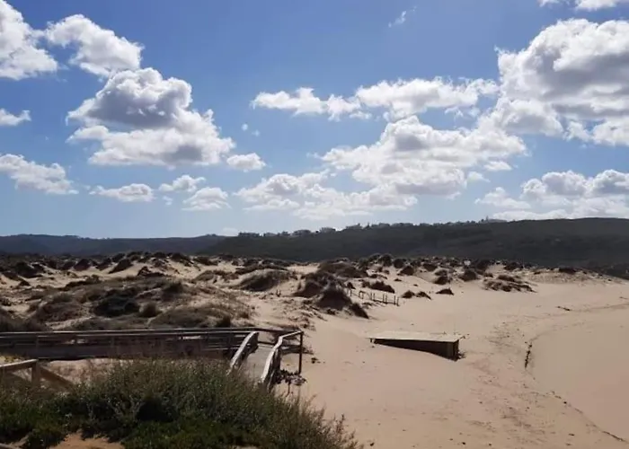 Hébergement de vacances Family-friendly Semi-detached House In #1865