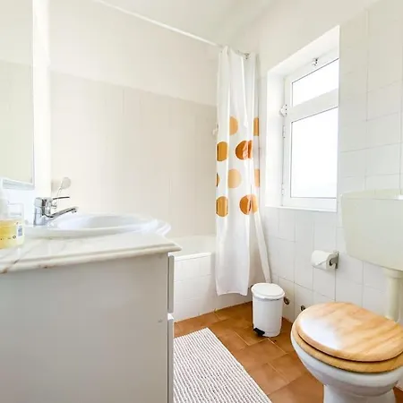 Family-friendly Semi-detached House In #1865 Hébergement de vacances Aljezur